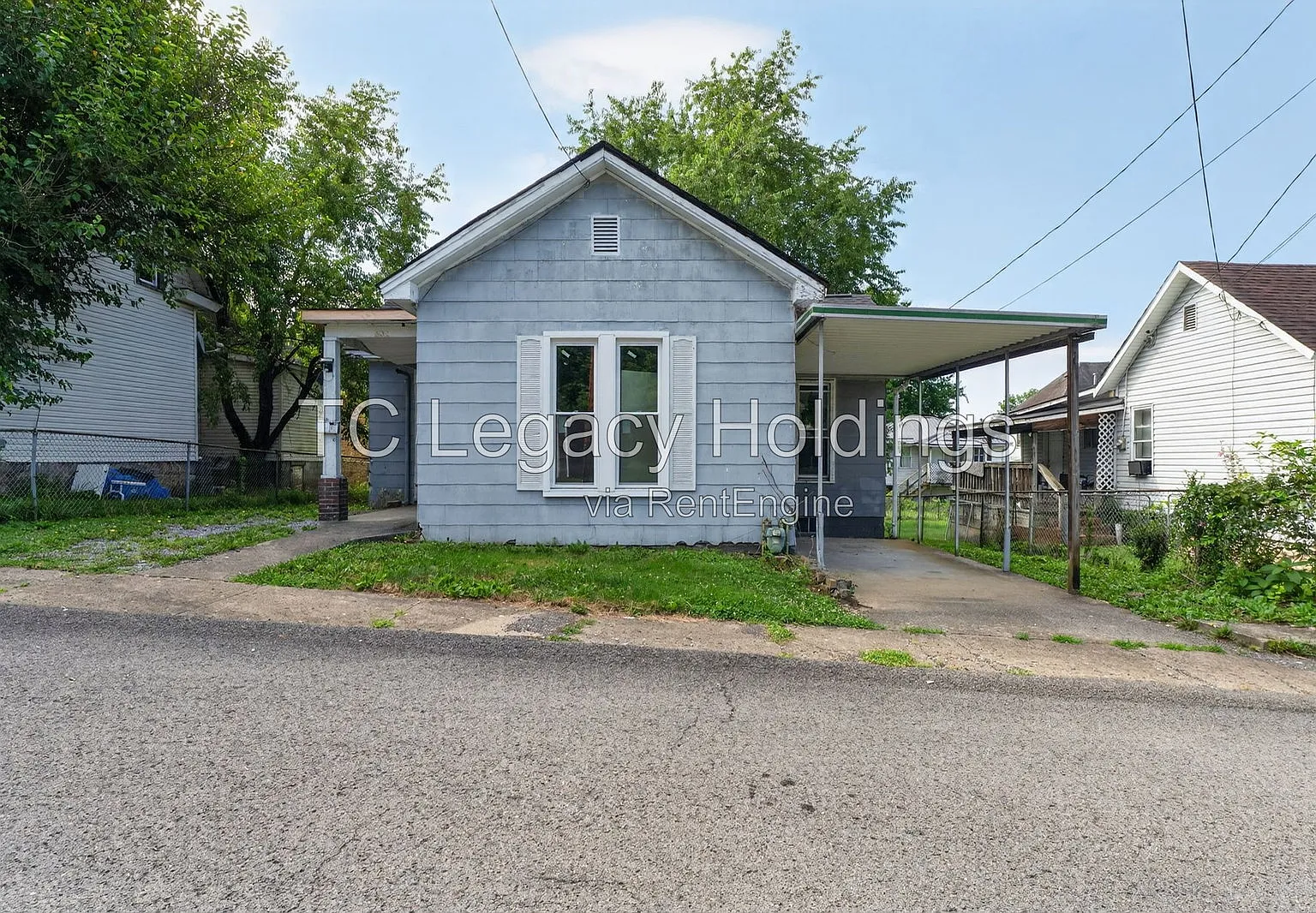 2 bed, 1.0 bath, 1060 sqft, $1,200 — Photo 1