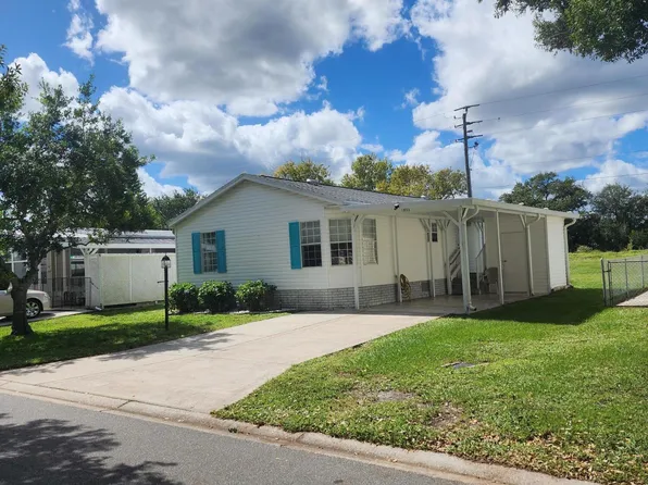 1055 Wren Cir, Barefoot Bay, FL 32976