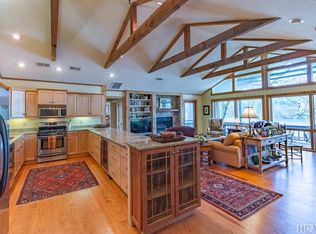 311 Knob Hill Rd, Glenville, NC 28736