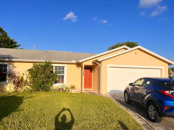 2255 SW Haycraft Circle, Port St Lucie, FL 34953