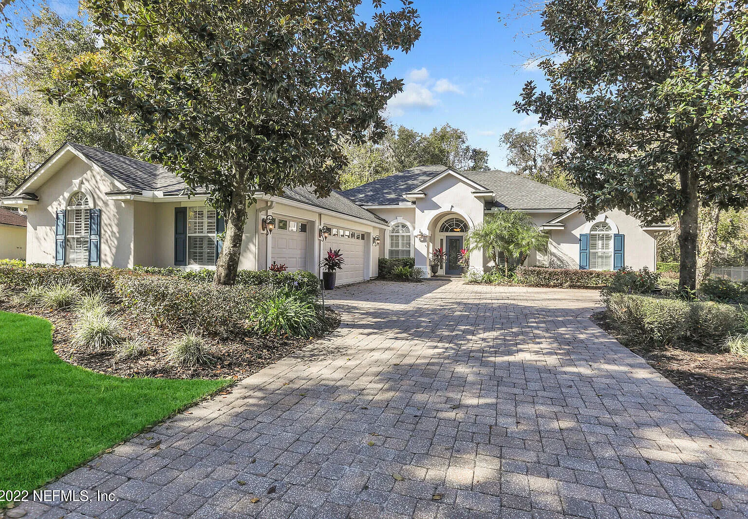 4 bed, 3.0 bath, 2603 sqft, $3,250 — Photo 2