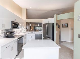 940 Woodshire LN #M10, NAPLES, FL 34105