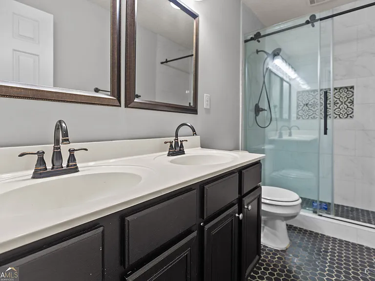 2315 Hiawassee Dr — Photo 35