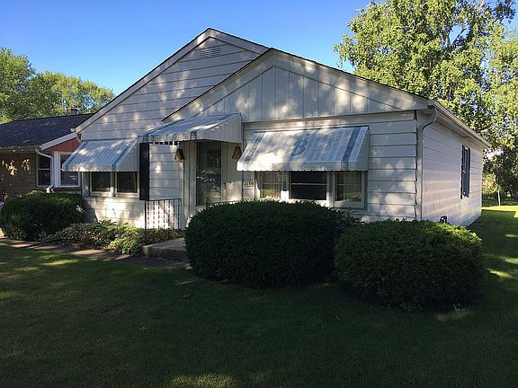 4th image of 4659 N 101st St