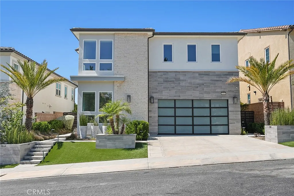 5 bed, 3362 sqft, $9,000 — Photo 3