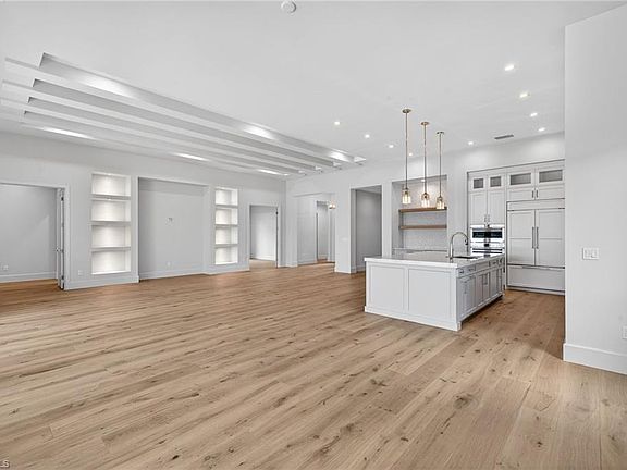 4th image of 16736 Lucarno WAY