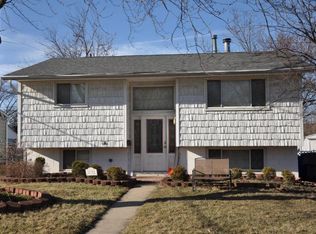 3842 Fairmoor Rd, Columbus, OH 43228