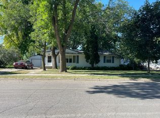 1125 Ramblewood Ave SW, Willmar, MN 56201