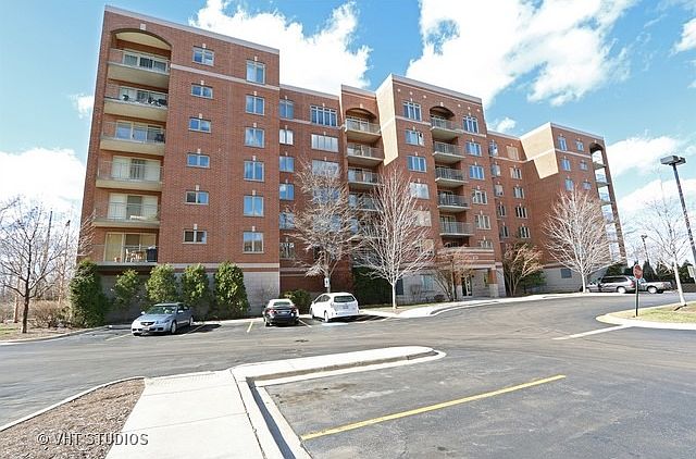 1st image of 390 S Western Ave APT 206