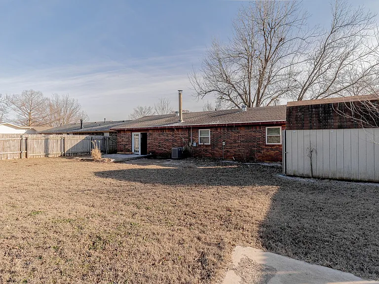 821 Peregrine Dr — Photo 59