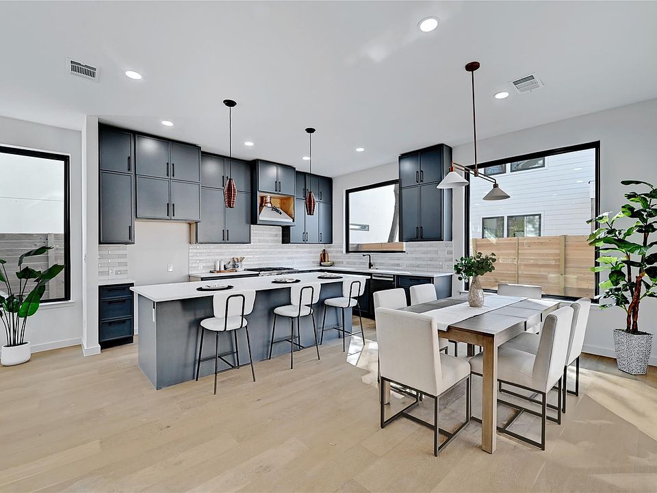 1st image of 2717 Lyons Rd #1