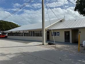 3rd image of 325 Calusa St #58