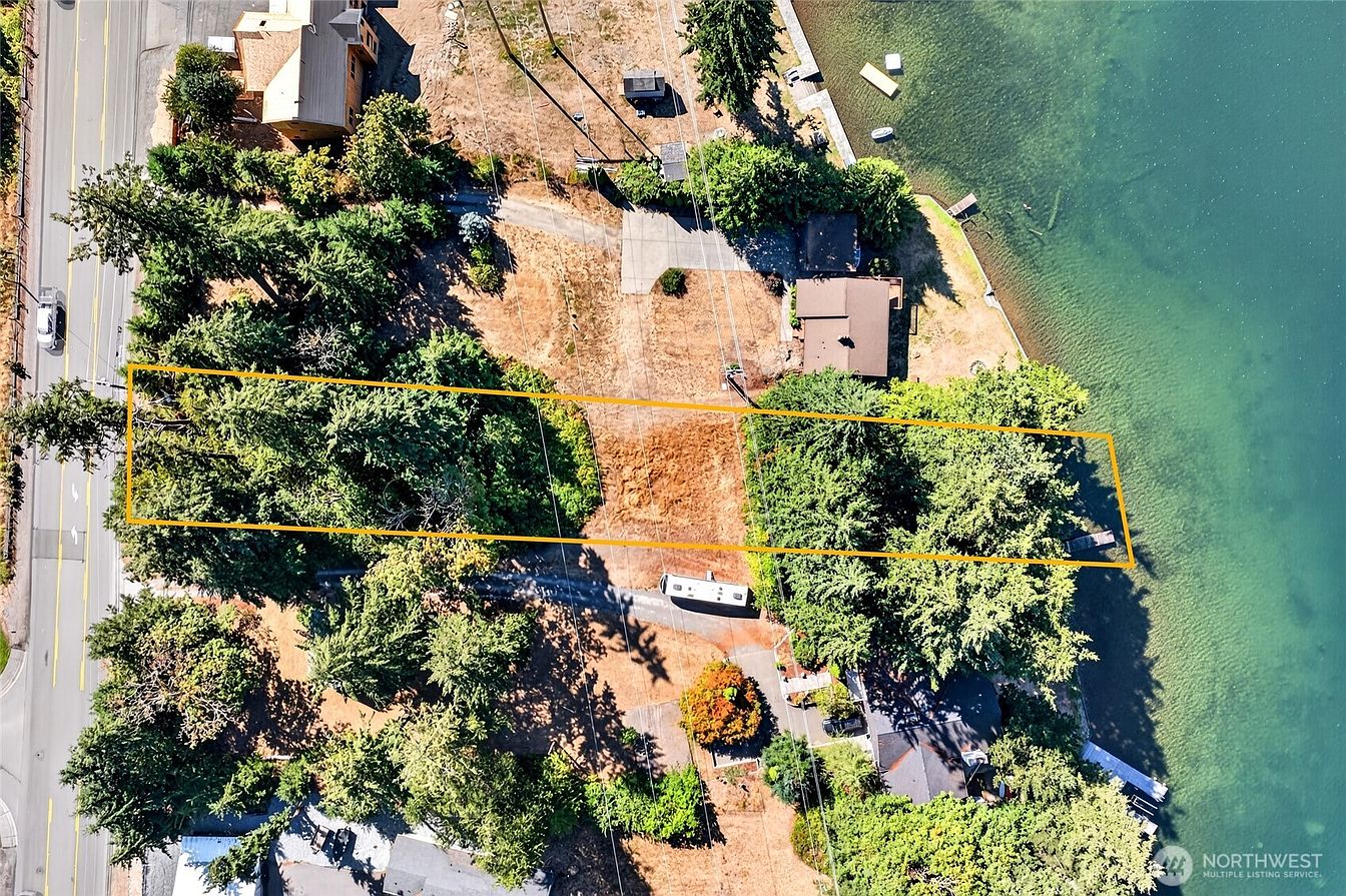 1st image of 2520 214th Avenue E