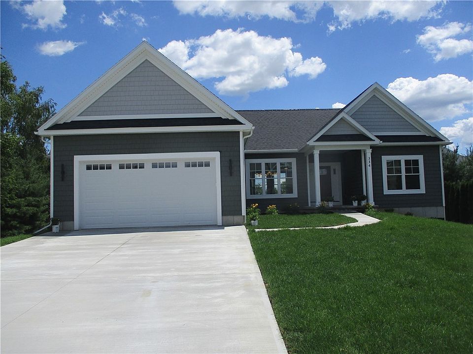 1st image of 334 Wexford Ln