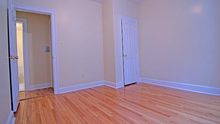 Rented by Tryax Realty Management | media 11