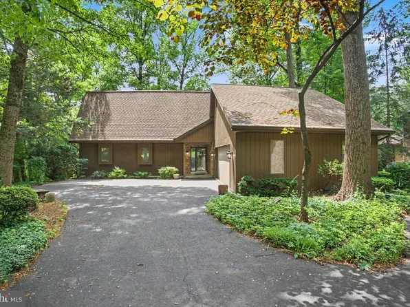 30 Poplar Ln, Elizabethtown, PA 17022