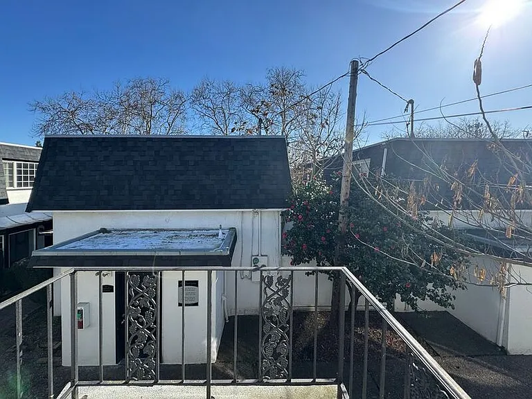 1103C W 6th Ave — Photo 13