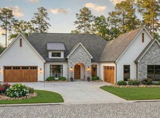 105 Legacy Oaks Drive, Wallace, NC 28466