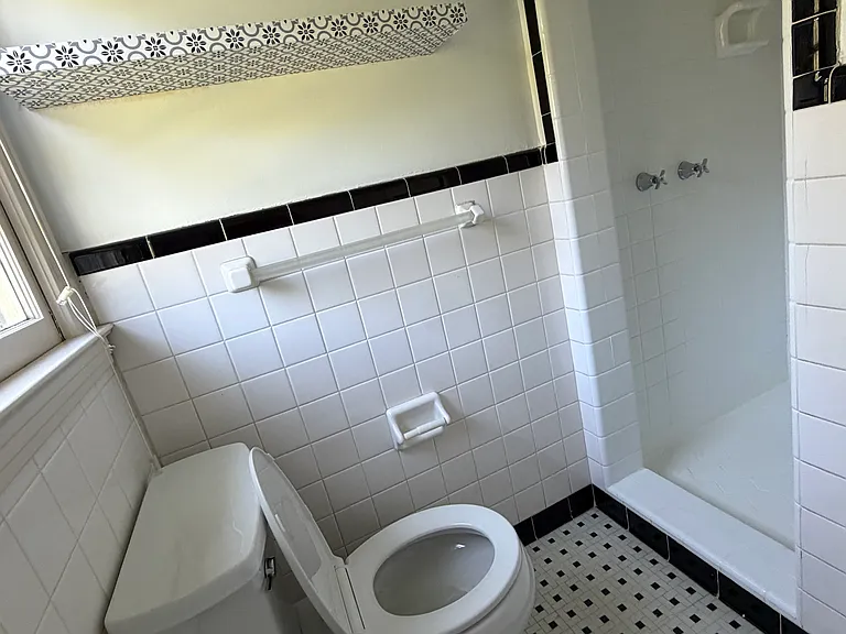 3872 Peakland Pl #B — Photo 11