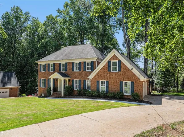 2478 Williams Downs Cir SW, Snellville, GA 30078