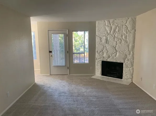 14020 Juanita Drive NE #C3, Kirkland, WA 98034
