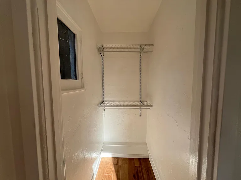 1134 N Coronado St #1/2 — Photo 17