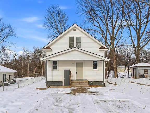 2nd image of 621 Sub