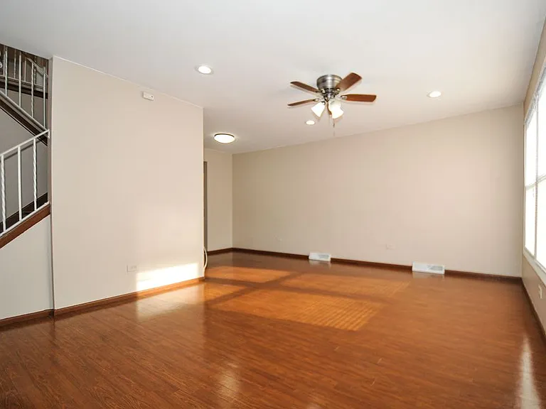 513 W Potter St — Photo 5