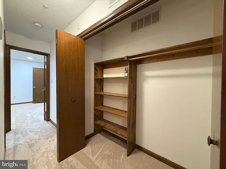 44790 Locust Ridge Ct #9B — Photo 7