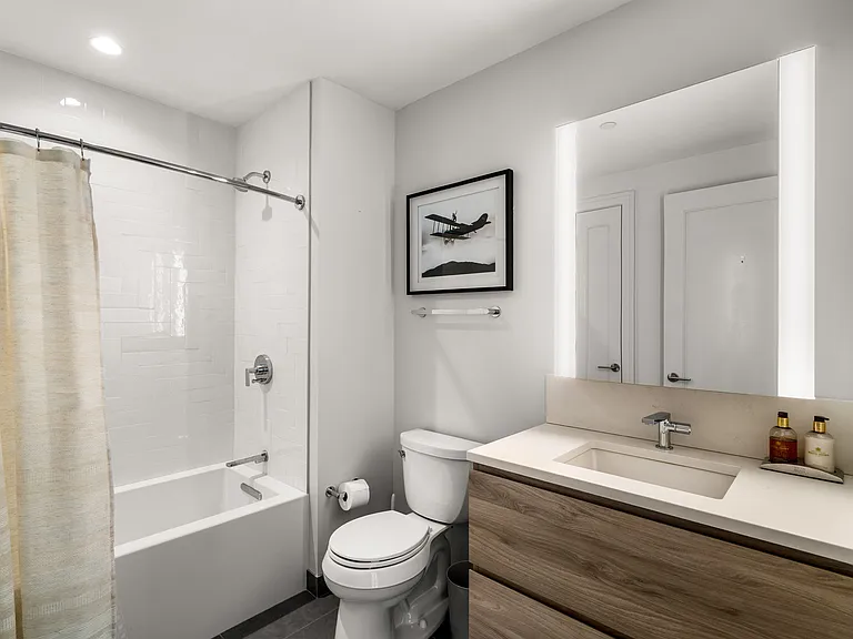 135 Seaport Blvd #705 — Photo 6