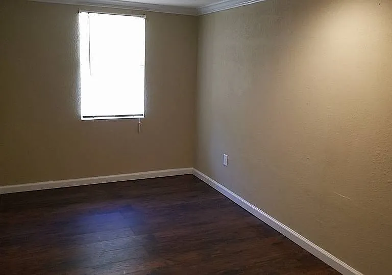 608 Lester Rd — Photo 10