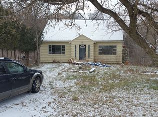 3864 W Fremont Rd, Blanchard, MI 49310