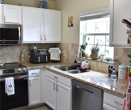 4th image of 9072 Gervais CIR #306