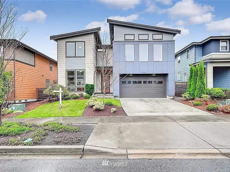5113 NE 11th Pl — Photo 1