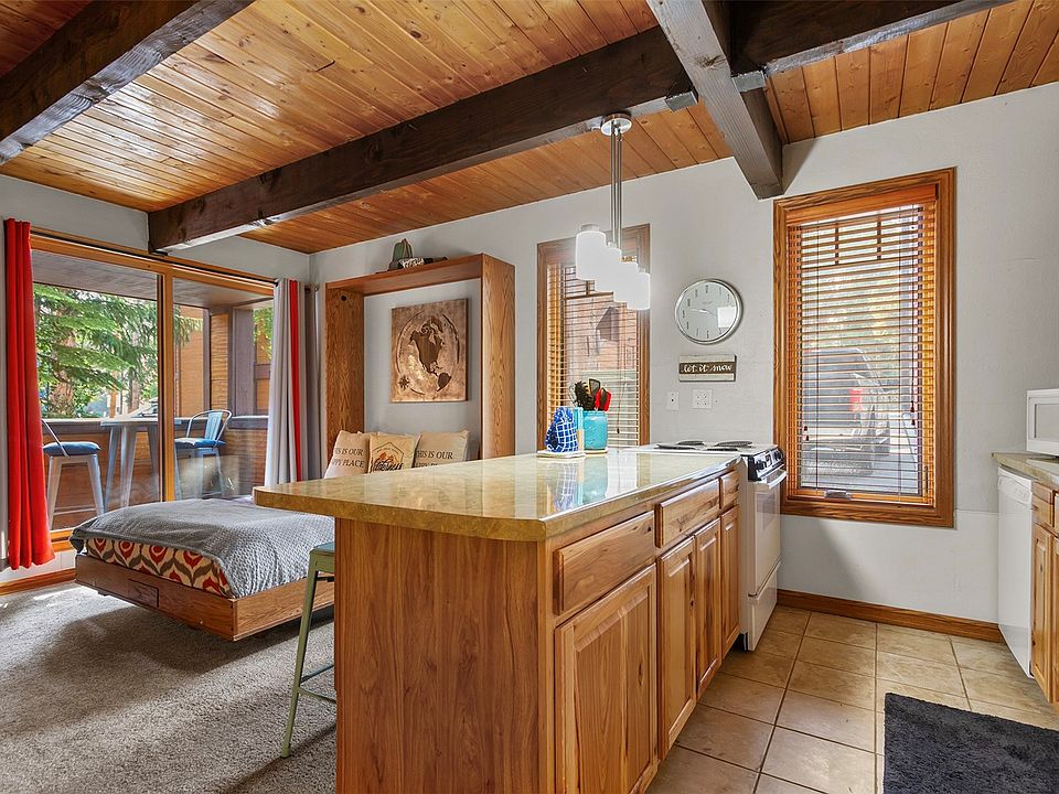 1st image of 800 Columbine Road UNIT 3