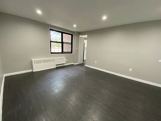 Rented by Bruma Realty LLC | media 2