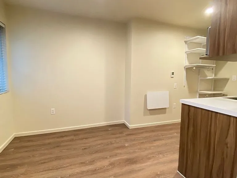 Plaza Apartments — Photo 134