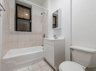 705 S Lawndale Ave Chicago, IL 60624, Chicago, IL 60624