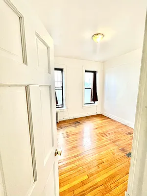 Rented by Pear NYC LLC | media 21
