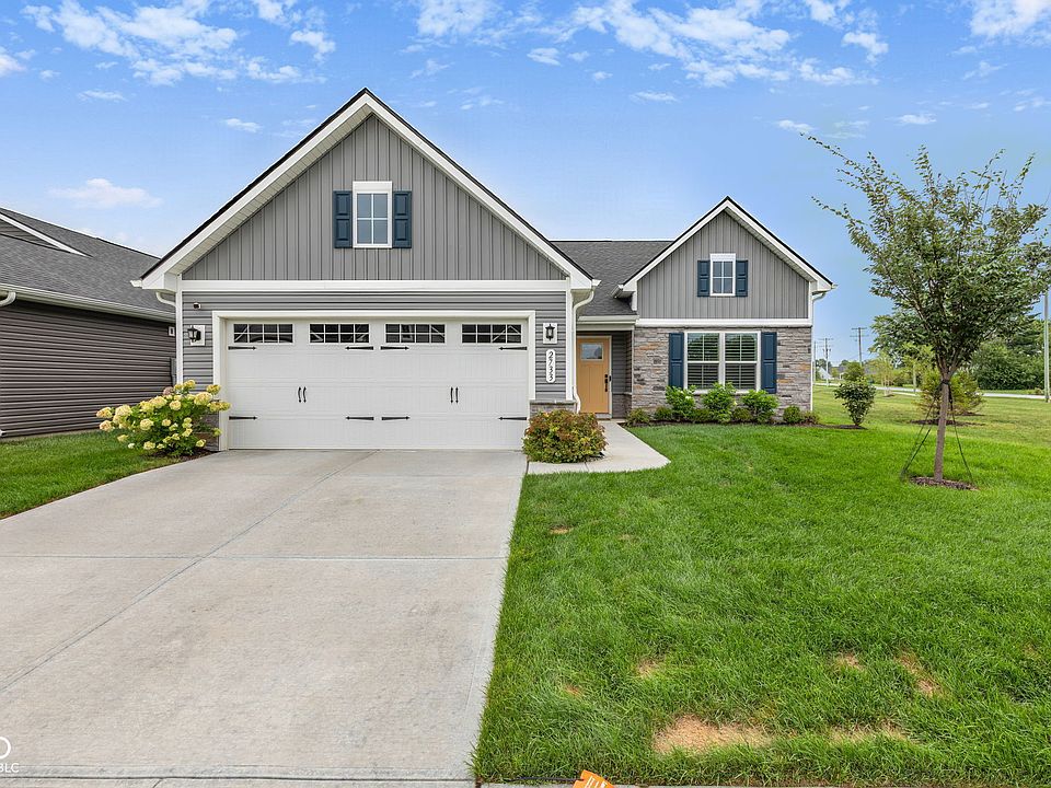 1st image of 2733 Green Valley Dr