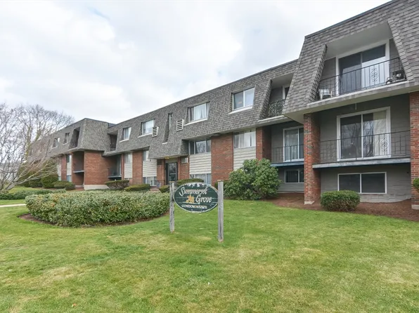 76 Summer Ave APT 2, Stoughton, MA 02072