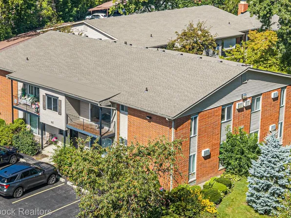 3915 Benjamin Ave APT 8, Royal Oak, MI 48073