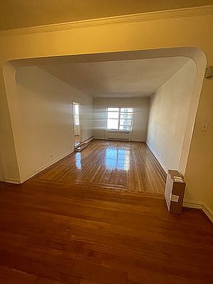 3rd image of 68-64 Yellowstone Blvd #68