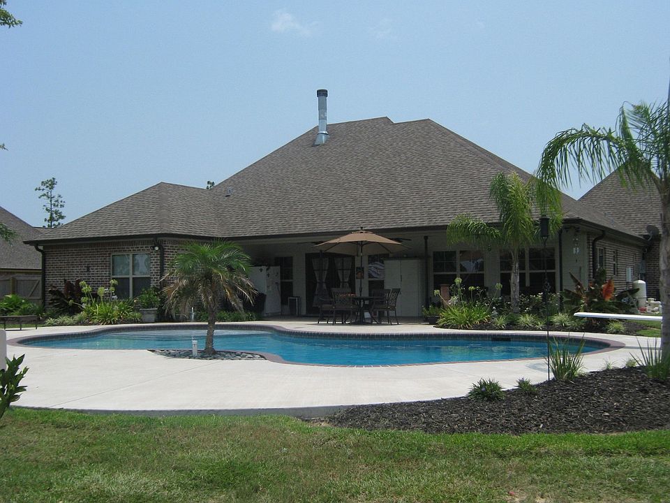 2nd image of 1702 S Woodland Forrest Dr