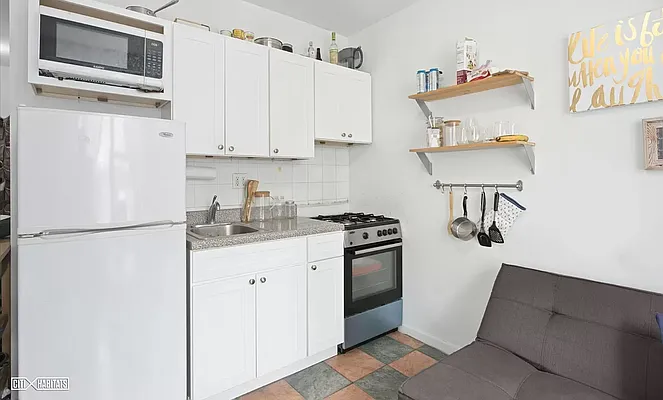 Rented by Metropolitan Property Group | media 3