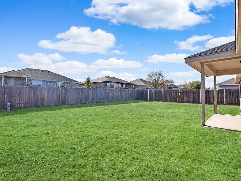 2802 Wesley Dr — Photo 23