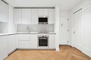 Rented by Akelius Real Estate Management