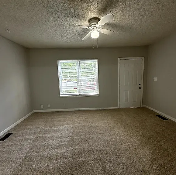 450 Forrest Ridge Dr NW — Photo 6