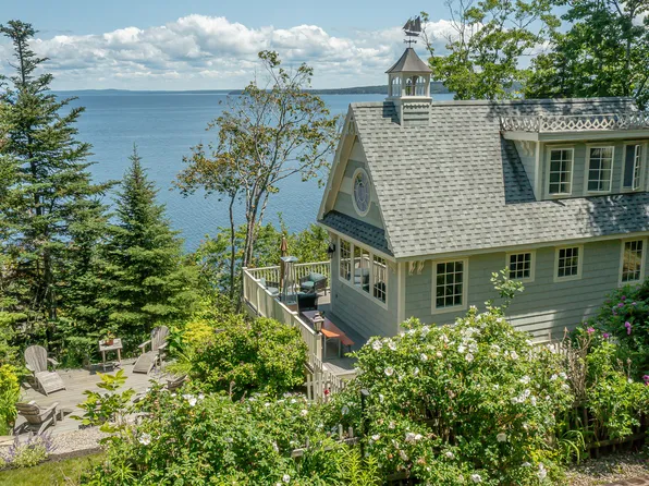 514 Shore Road, Northport, ME 04849