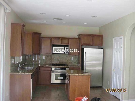 4th image of 9832 Serona Heights Ct